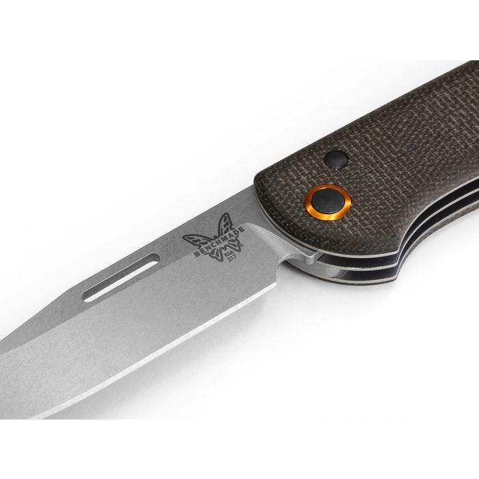 Benchmade 317-1 Weekender slip-joint backspring and blade detail