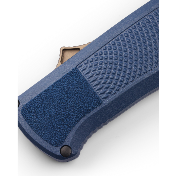Benchmade Shootout 5370FE-01 CPM-CruWear FDE tanto blade detail