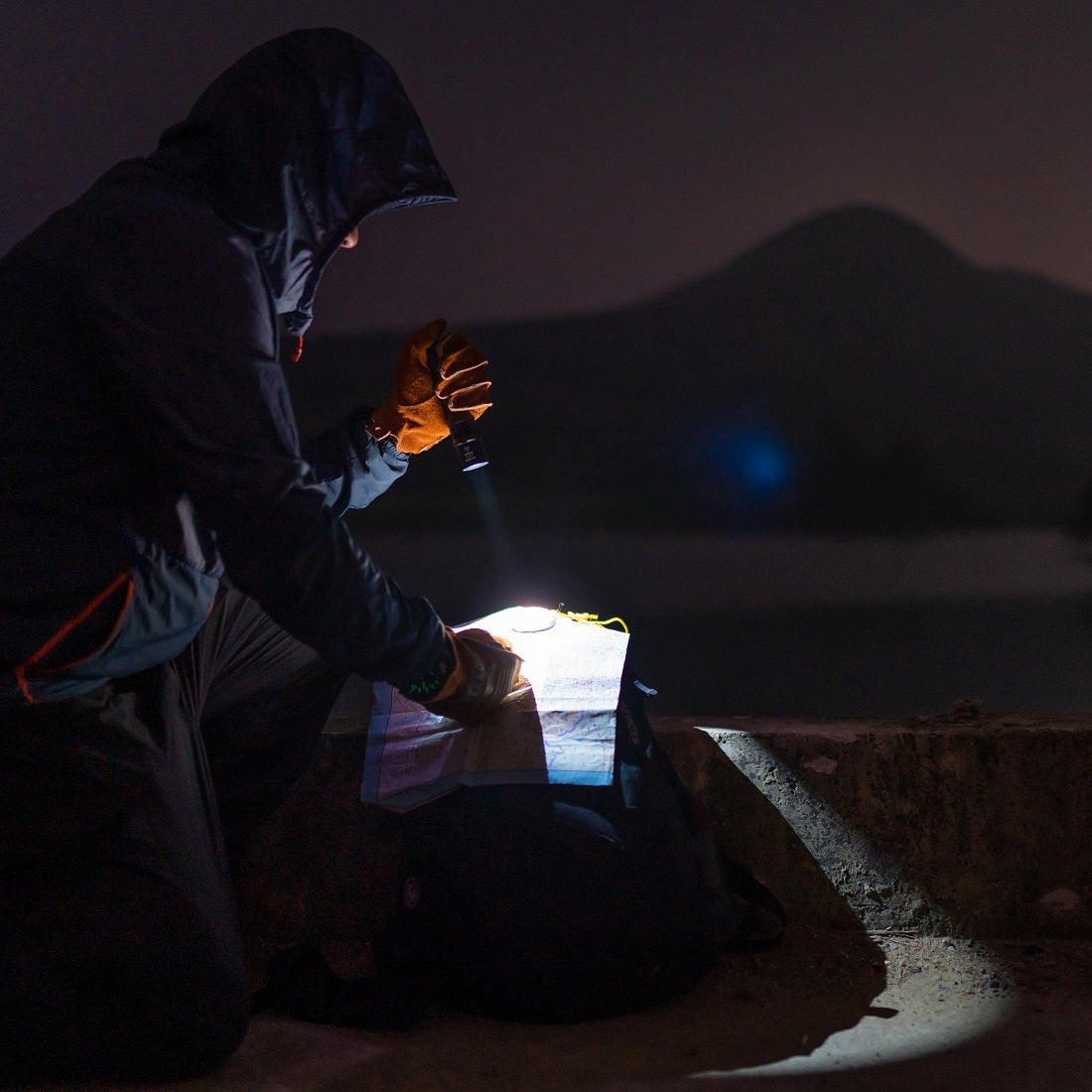 Weltool T8Plus (71236) IP67 hard-anodized 21700 flashlight – official Weltool product photo