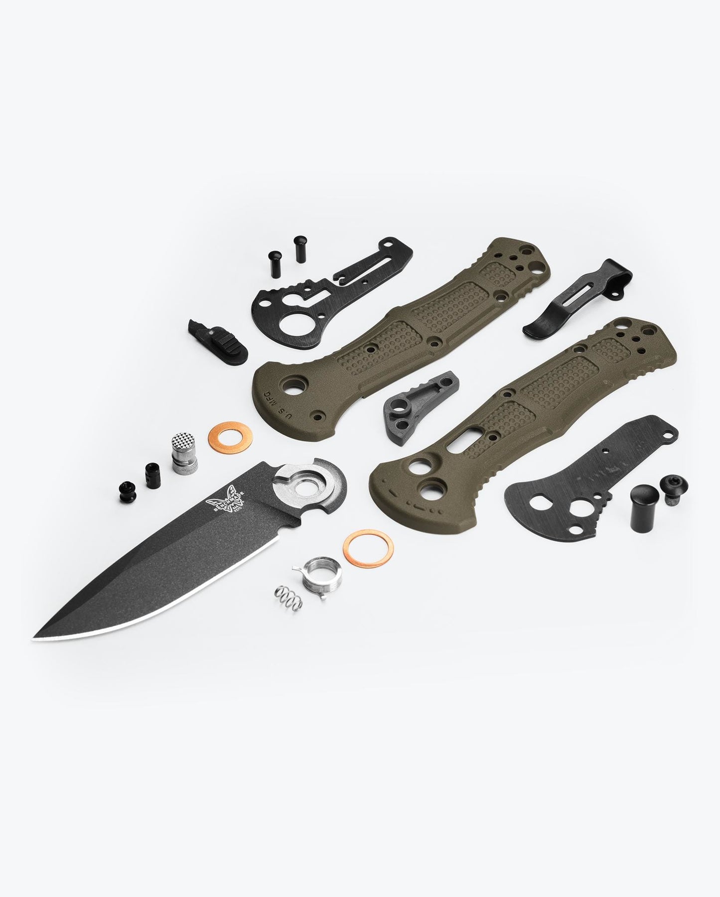 Benchmade Mini Claymore 9570BK-1 push button and red-dot safety detail