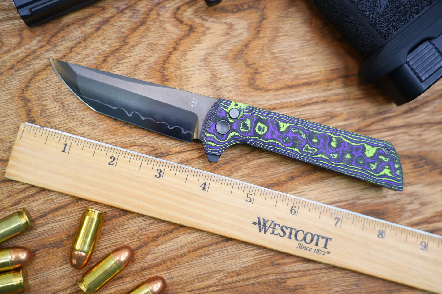 North Mountain Blade 2405-C-DLC detail view 7 folding knife
