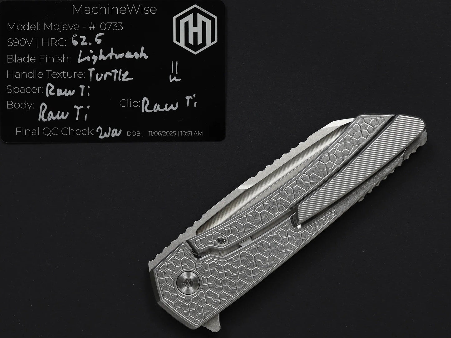 Machinewise Mojave 0733 – 3.45" Lightwash S90V Blade, Turtle Textured Titanium Handles
