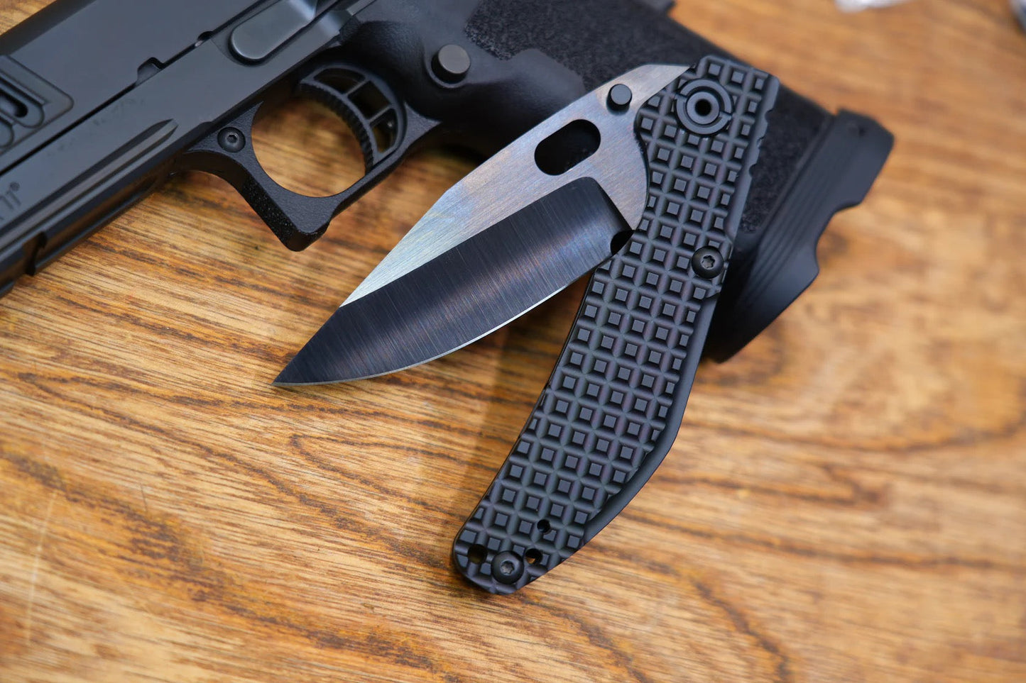 North Mountain Blade 2521-DB folding knife detail view image 5
