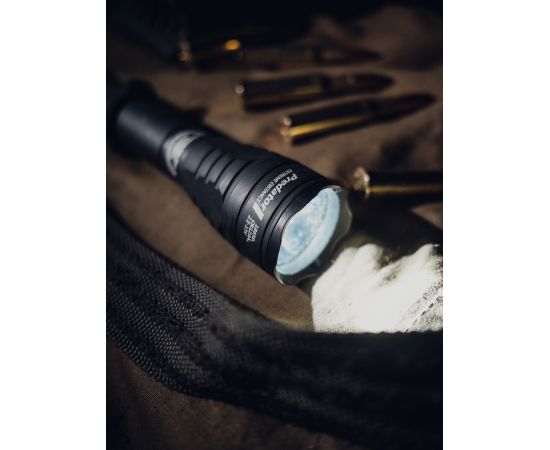 Armytek Predator / XP-L HI White / 1000 lm / 5°:40° / 1x18650 or 2xCR123A