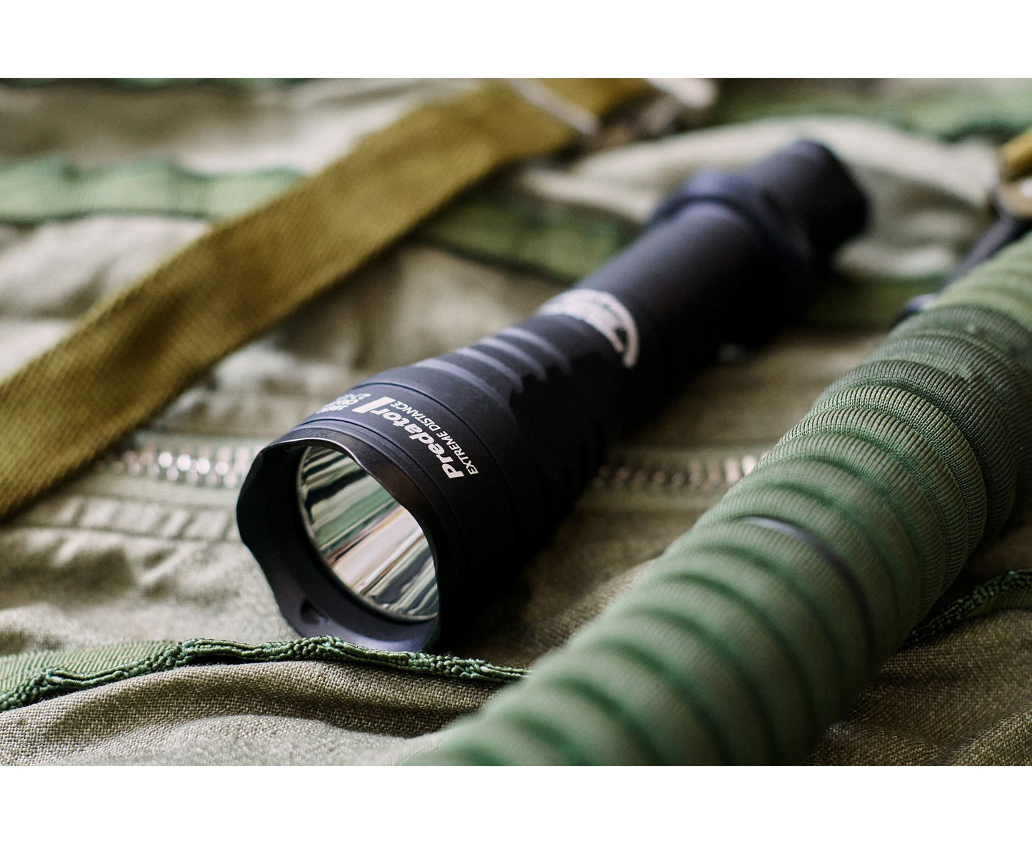 Armytek Predator XP-E2 Green LED 200 lumens / 5°:40°