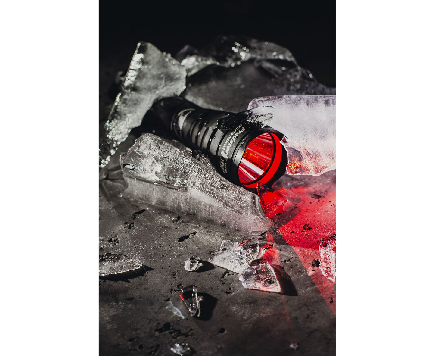 Armytek Predator XP-E2 Red LED 160 lumen / 5°:40°
