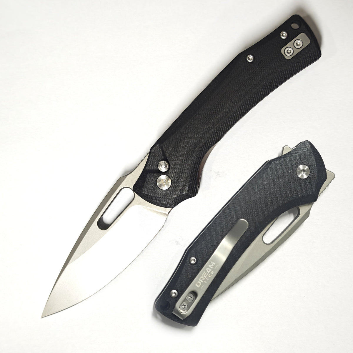 DreamTech D4542GB front view – 3.03″ D2 blade folding knife with black G10 handle