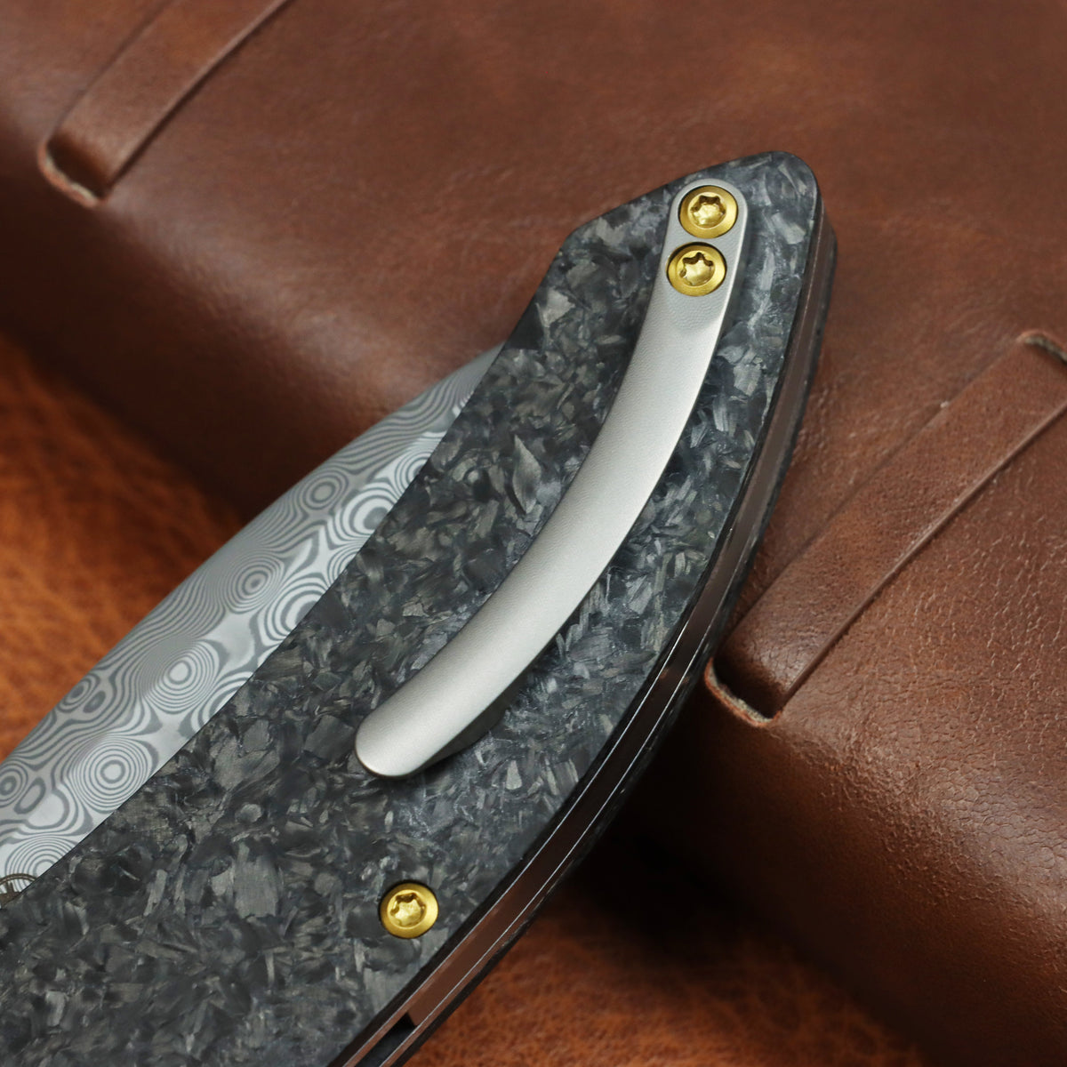 Kansept Falk K1142A1 liner lock detail