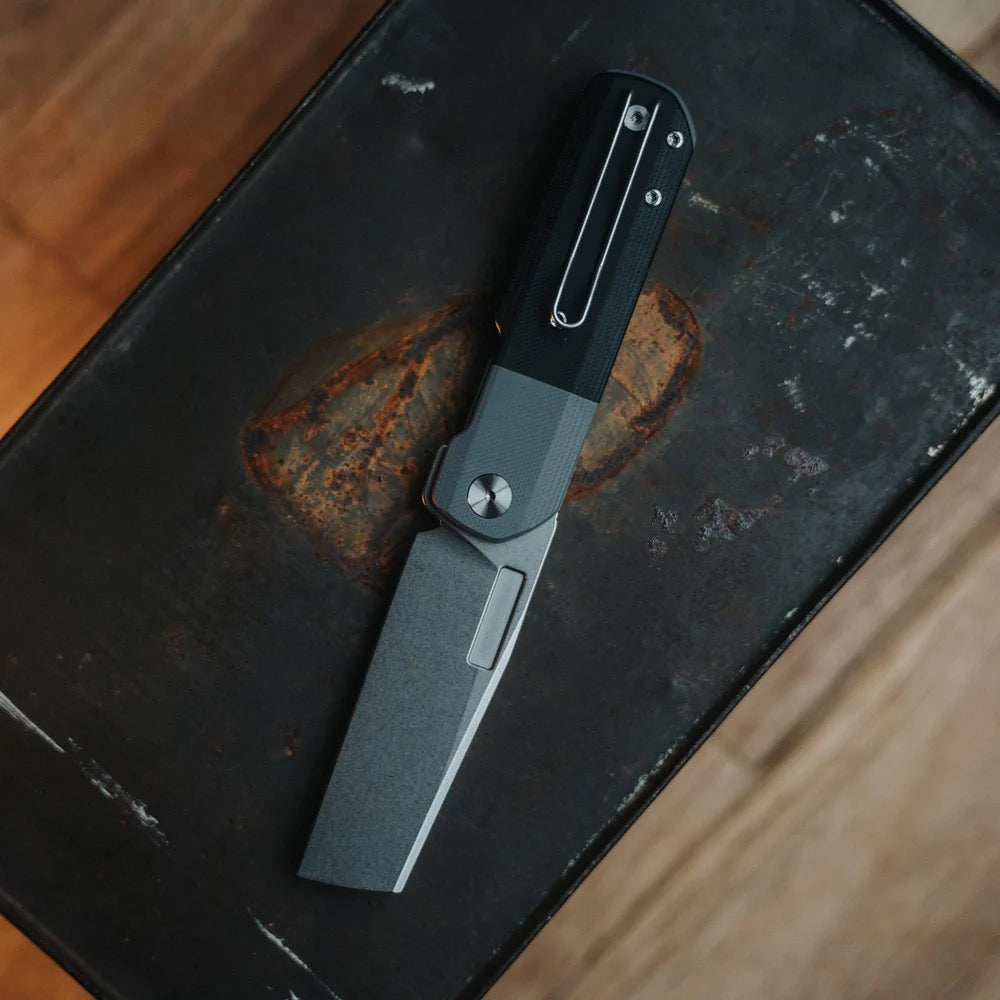 Vero Engineering Avid 2 – 3.25" S45VN Cleaver Stonewashed Gray & Black G10 Knife