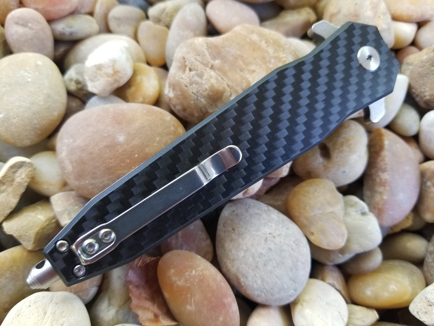 Artisan Cutlery Hornet Liner Lock Knife Black Carbon Fiber (3.54" SW D2)