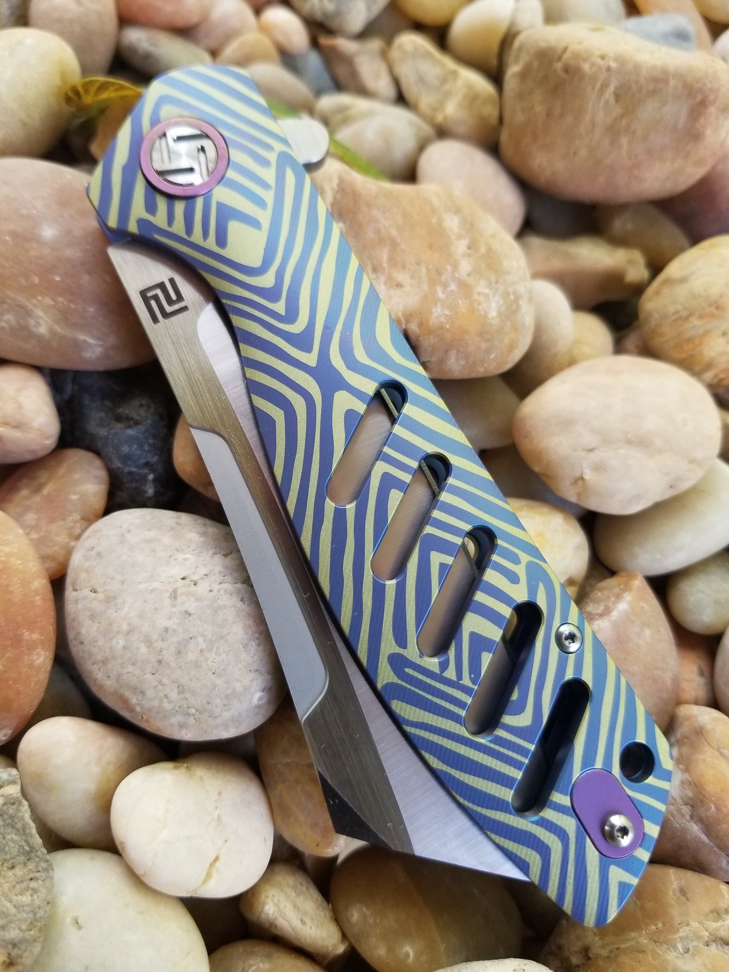 Artisan Cutlery Tomahawk Frame Lock Knife Blue/Gold Titanium (3.94" Satin S35VN)