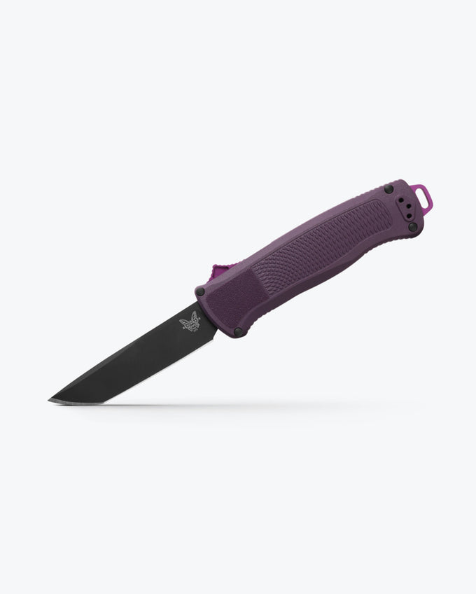 Benchmade Shootout 5370GY-06 front view, 3.50 inch CPM-CruWear Gray PVD tanto OTF automatic Dark Purple knife
