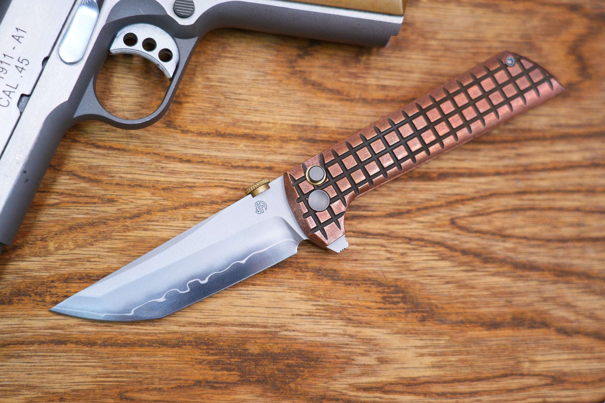North Mountain Blade Chop 2 2406CU button lock detail