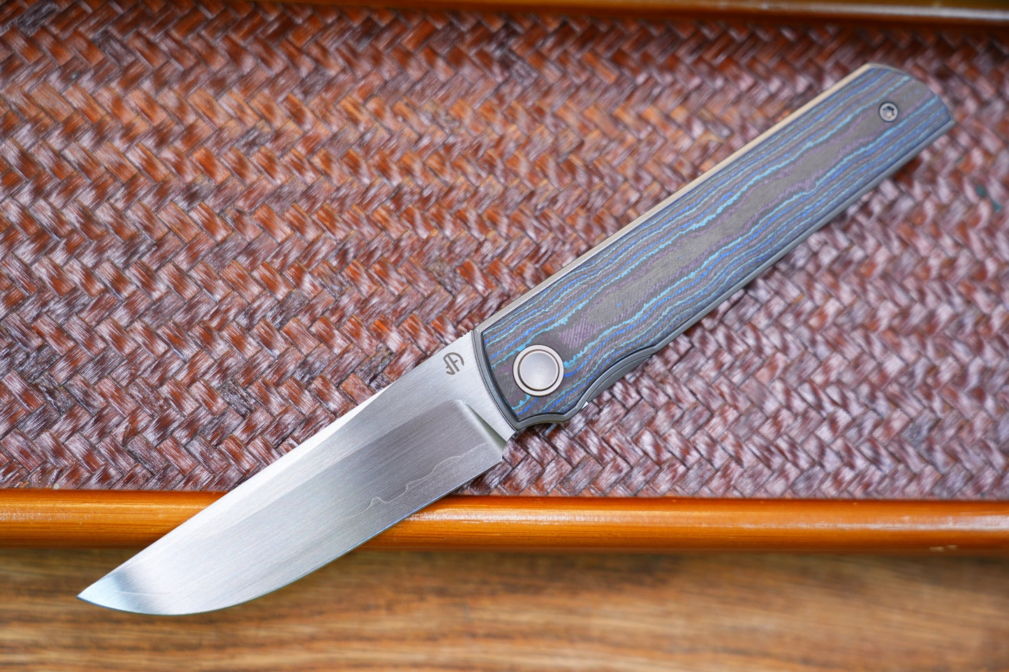North Mountain Blade CHOP 4 Front Flipper 2412-BLCF closed view