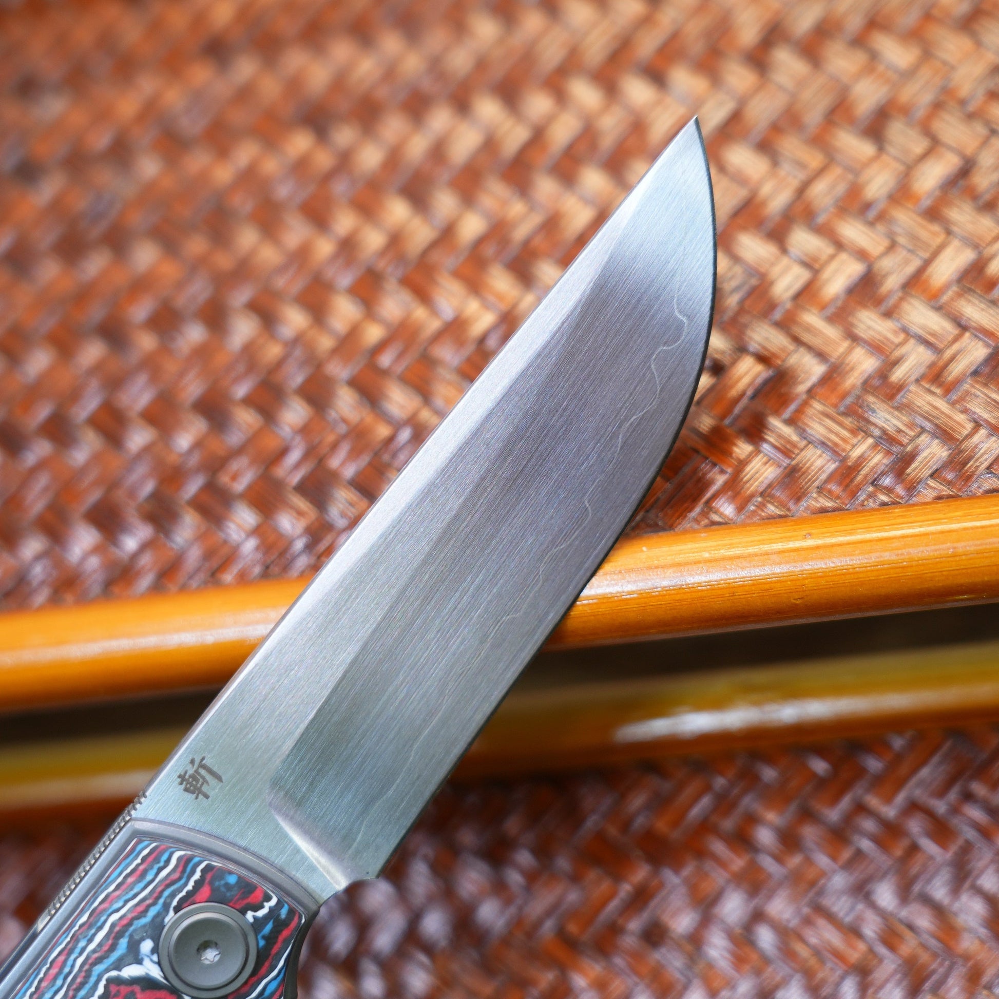 North Mountain Blade CHOP 4 2412-RDBL blade detail – hand-brushed satin SLD San Mai