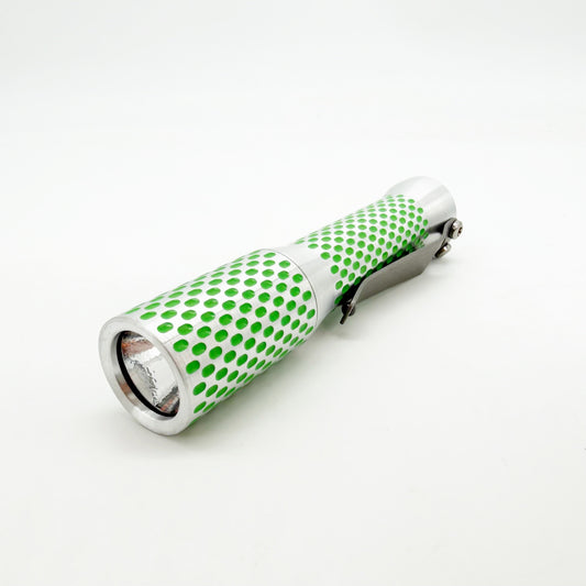 Dawson Machine Craft Slim Divot Flashlight – Two Tone Satin Aluminum / Green Cerakote, Nichia 519a 3500K LED, H17Fx Driver, 14500 Battery