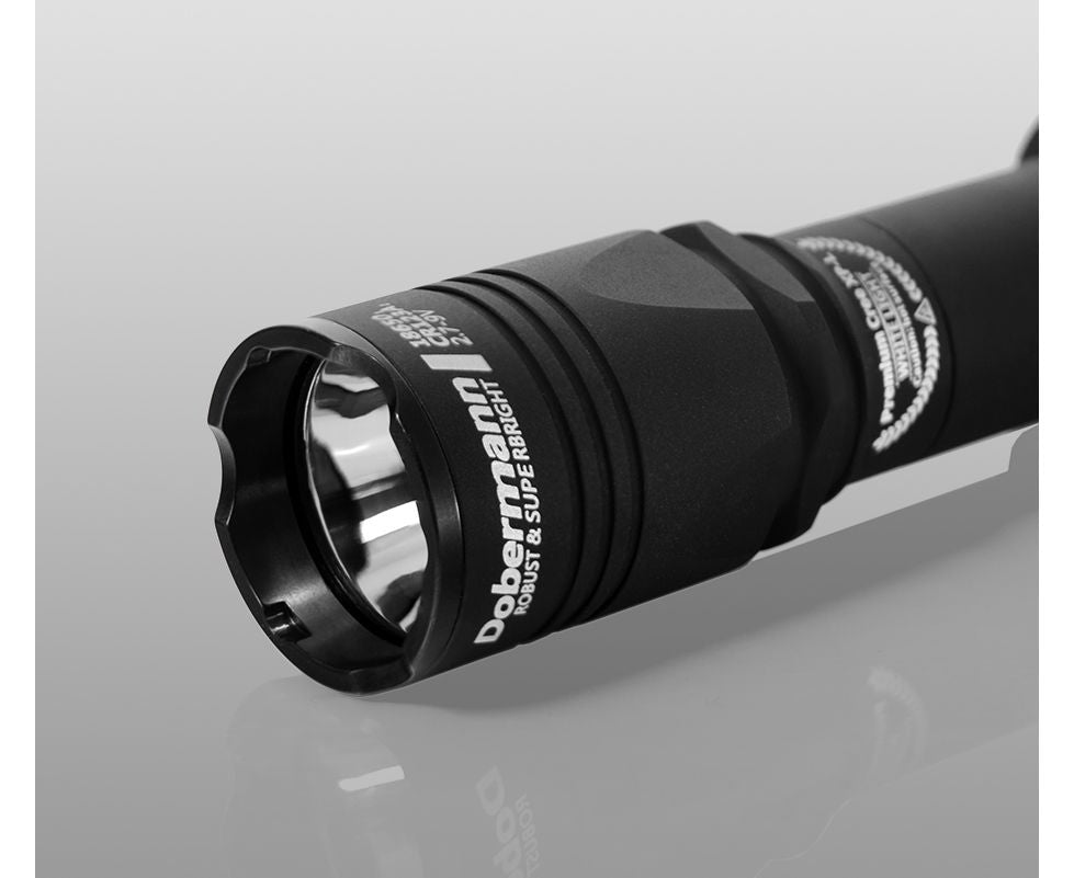 Armytek Dobermann  XP-L HI Warm LED 930 lumens / 5Â°:40Â°