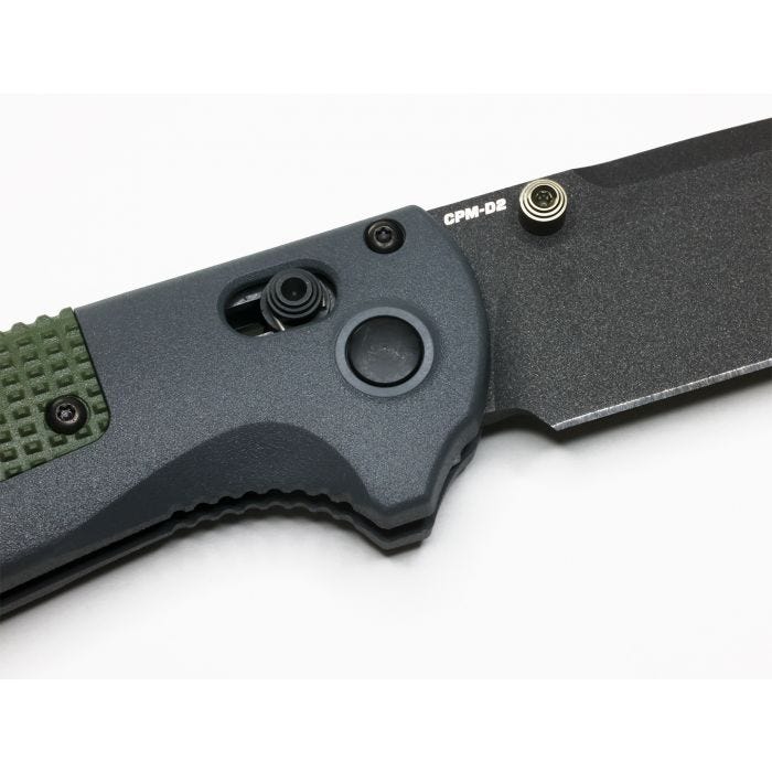 Benchmade Redoubt 430BK black textured Grivory handle scales