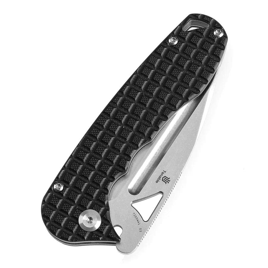 Tenable Bömbur T1054A1 half-open showing flipper tab and black G10 frag pattern handle