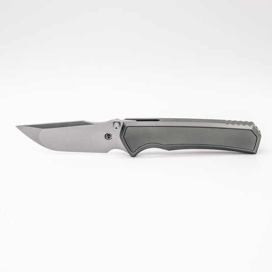 Chaves Knives x Sam Tran Arison Street Belt Satin front view – 3.25" Belt Satin M390 drop point titanium integral folding knife