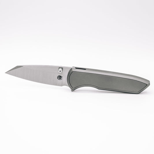 Chaves Knives x Brad Blount Arrestor 229 Belt Satin front view – 3.75" Belt Satin M390 sheepsfoot titanium integral folding knife