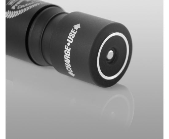 Armytek Prime C1 Magnet USB+18350 / XP-L Warm / 900 lm / TIR 20Â°:80Â° / 1x18350 or 1xRCR123