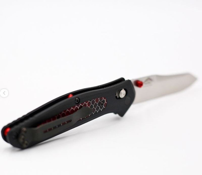 Benchmade 940-1701 Going Gear Exclusive BCM-940-1701 folding knife back view with DLC split-arrow pocket clip