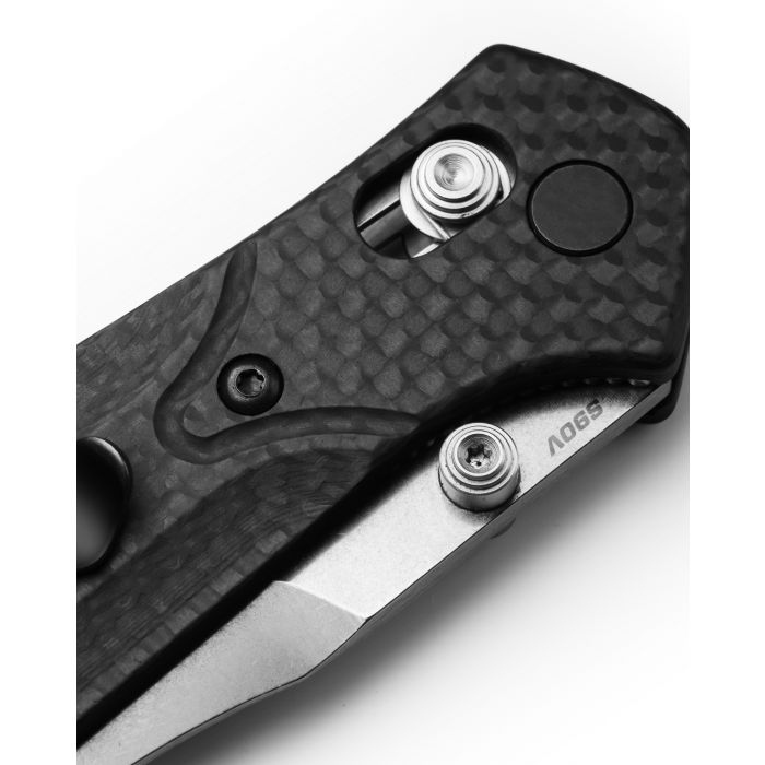 Benchmade Mini Osborne 945-2 blade detail, satin CPM-S90V reverse tanto