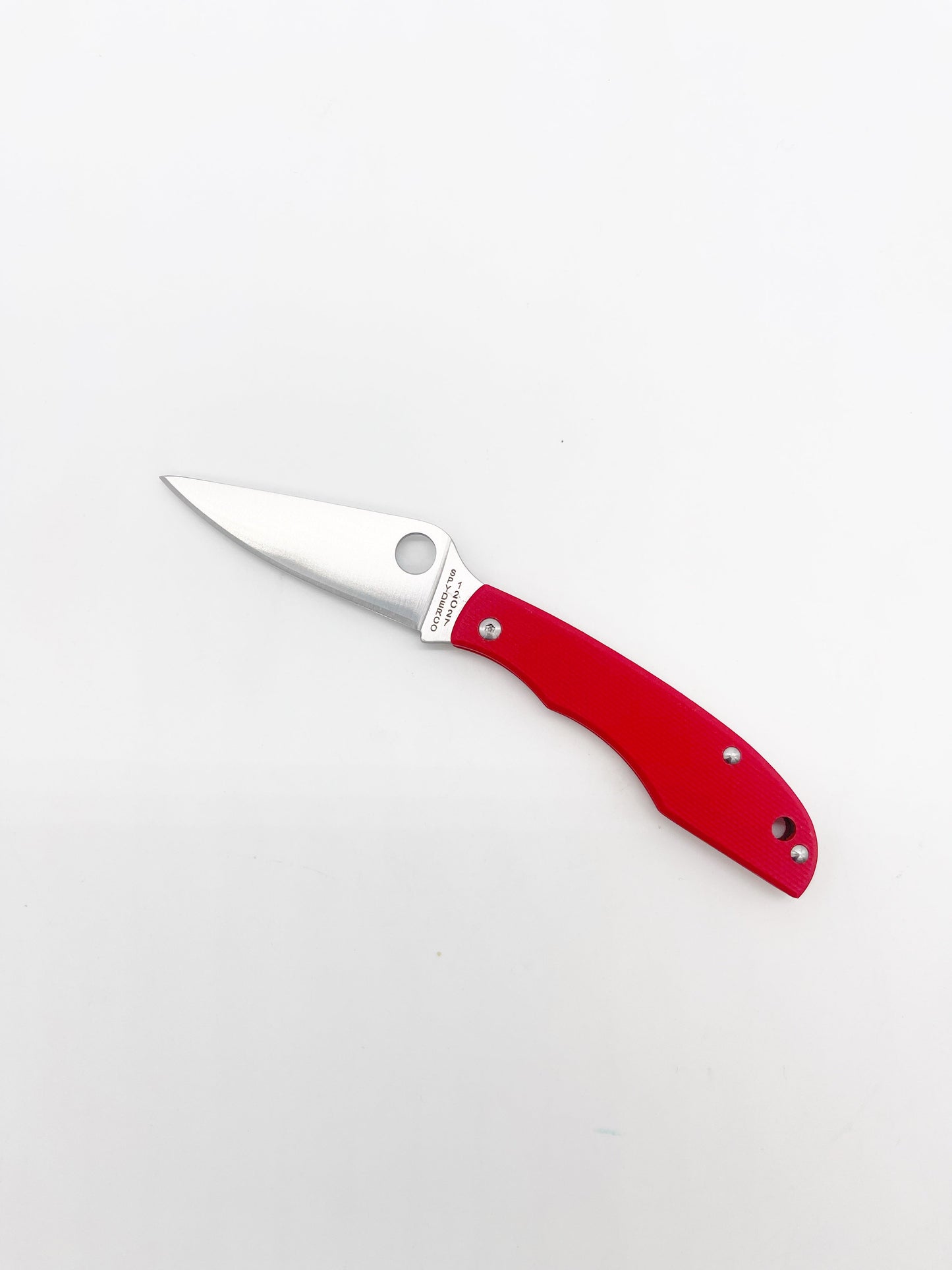Spyderco Grasshopper Slipjoint Folding Knife – 2.30" Sandvik 12C27 Blade, Red G-10 Handles – C138GRDP