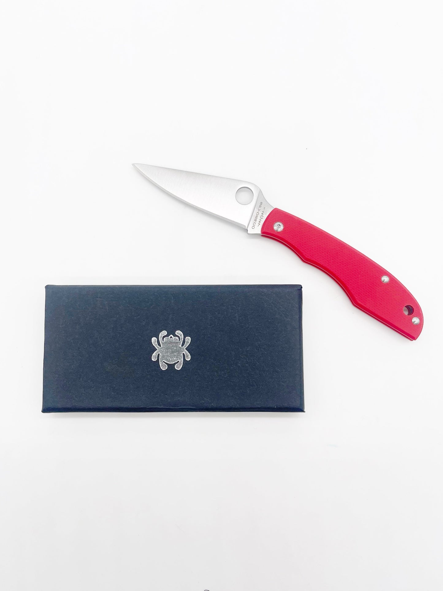 Spyderco Grasshopper Slipjoint Folding Knife – 2.30" Sandvik 12C27 Blade, Red G-10 Handles – C138GRDP