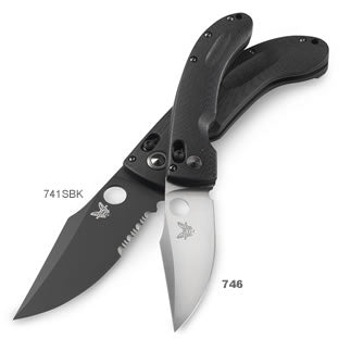 Benchmade Mini Onslaught 746BK front view – 3.45″ 154CM black clip-point folding knife