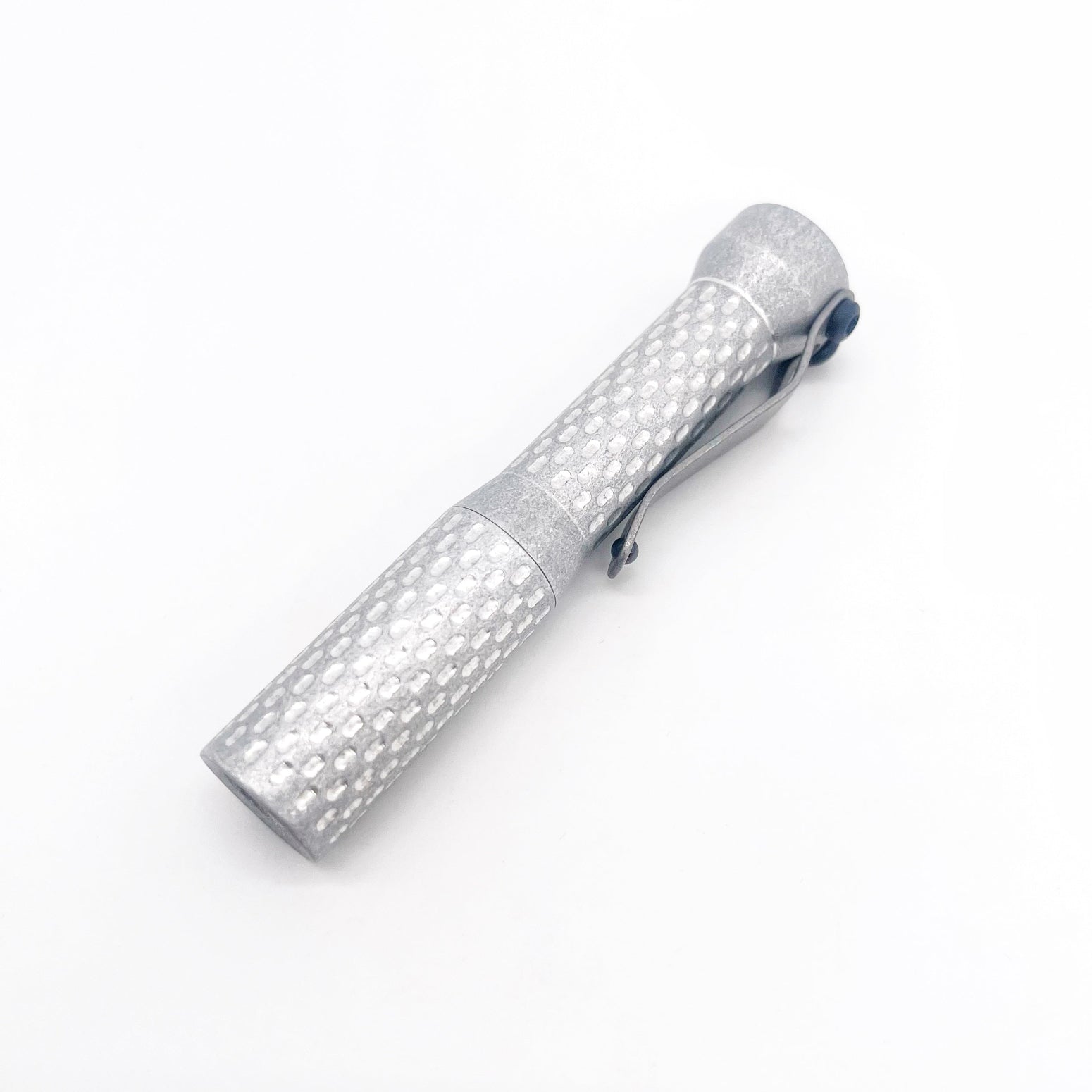Dawson Machine Craft Divot Slimmer Aluminum EDC Flashlight – Tumbled Finish, 10440 Button Top