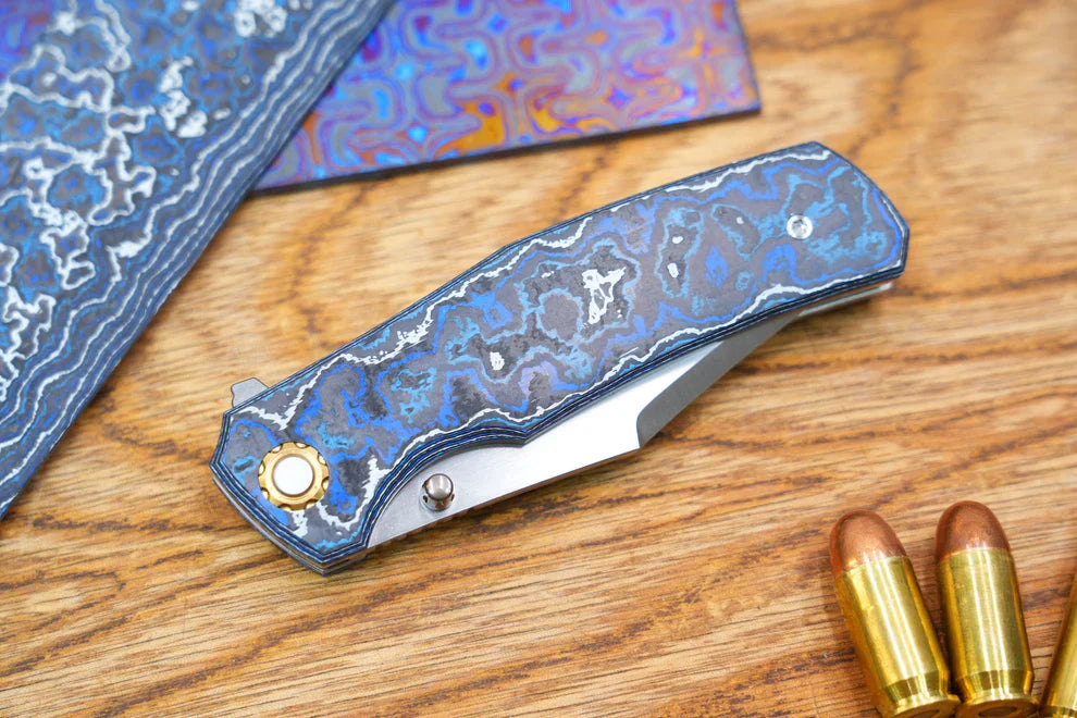 North Mountain Blade Jellyfish-4thGen-BlueGrey detail view 7