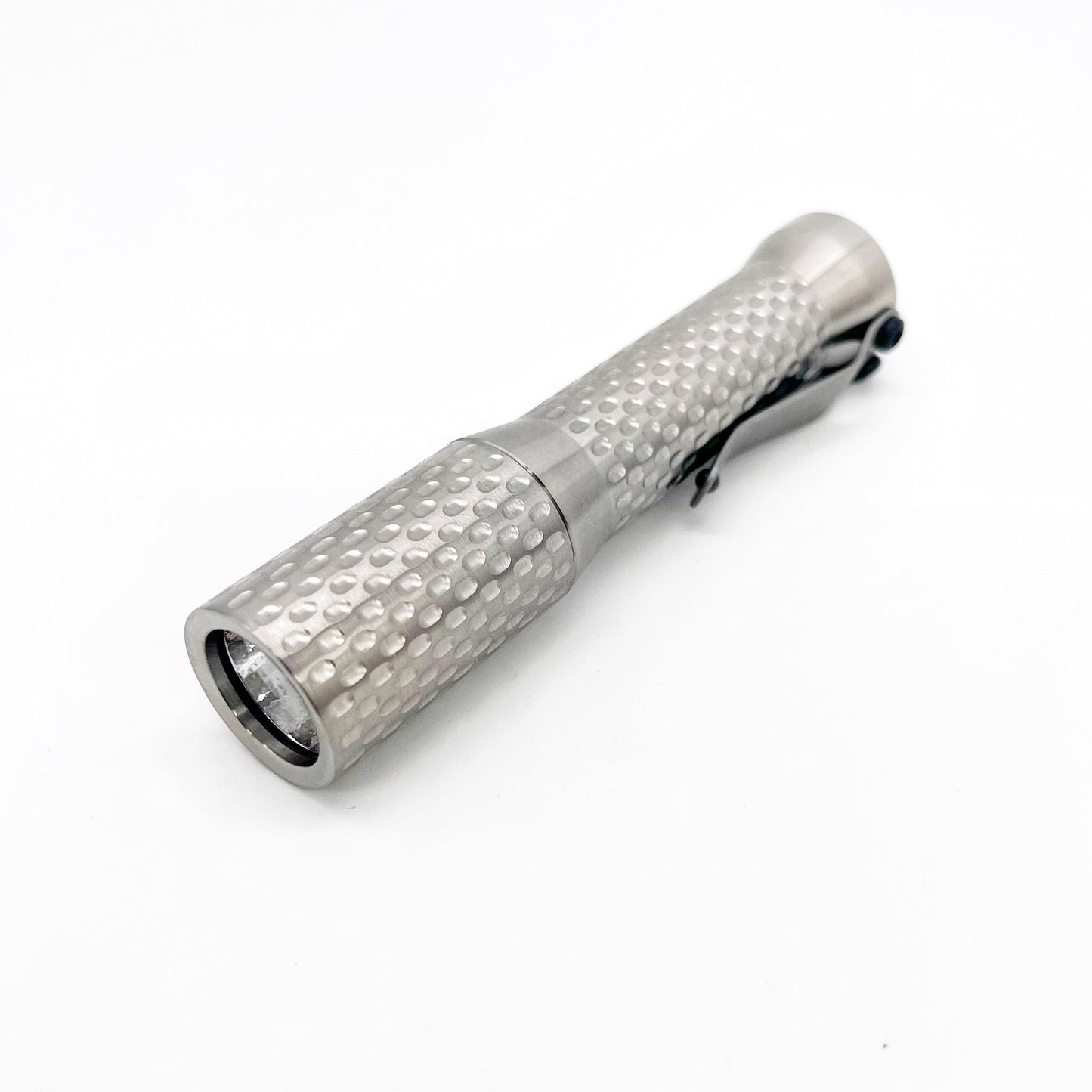 Dawson Machine Craft Divot Slim Flashlight – Satin Titanium, Nichia 519a 4500K LED