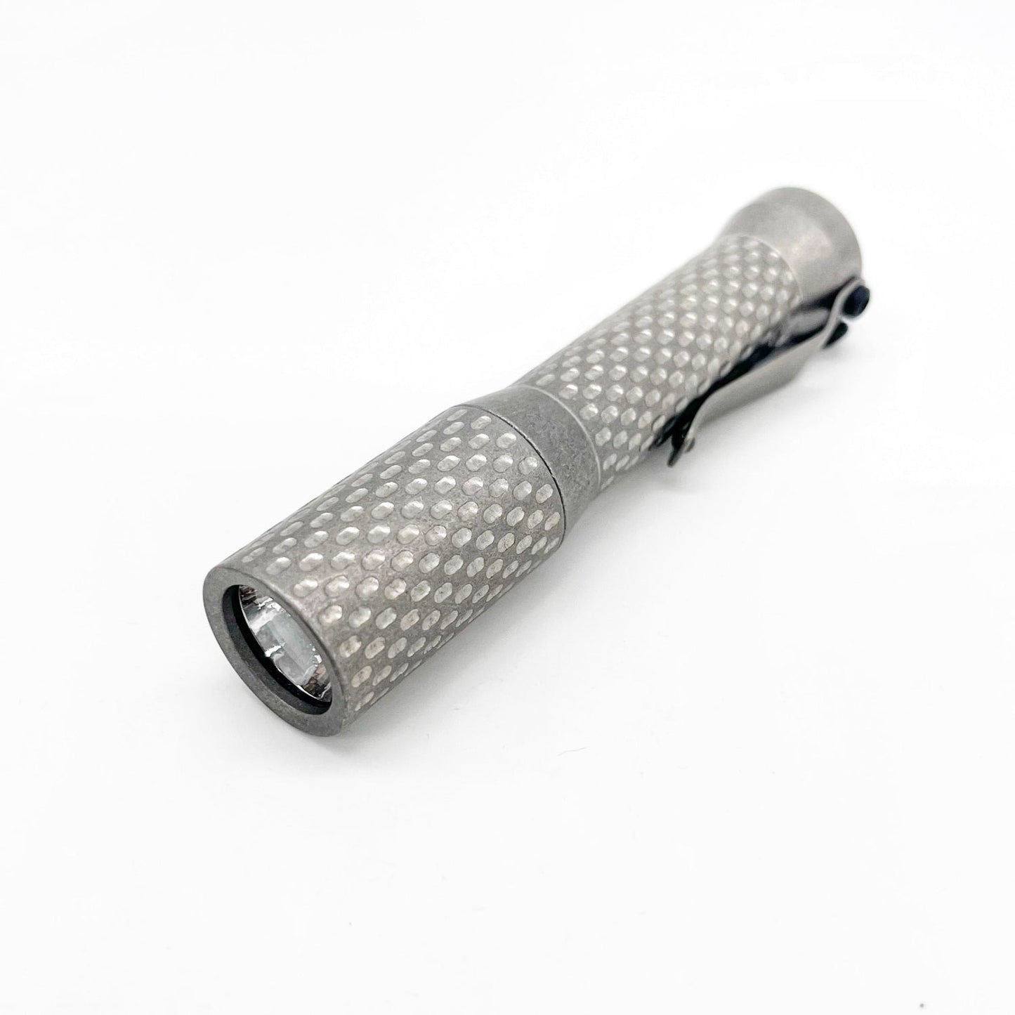 Dawson Machine Craft Divot Slim Flashlight – Tumbled Titanium, Nichia 519a 4500K LED