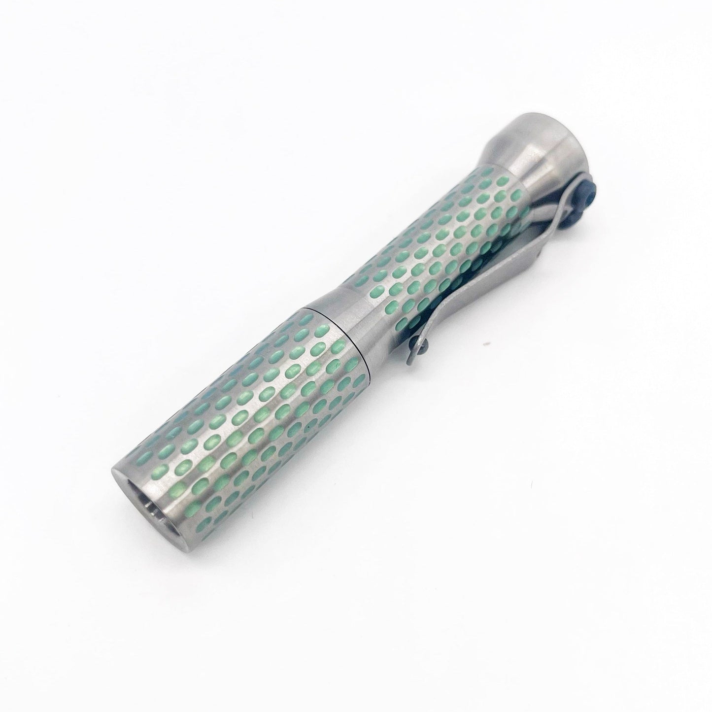 Dawson Machine Craft Divot Slimmer Titanium EDC Flashlight – Anodized Satin Finish, 10440 Battery