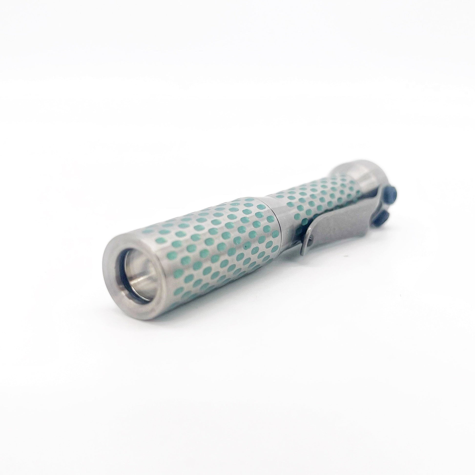 Dawson Machine Craft Divot Slimmer Titanium EDC Flashlight – Anodized Satin Finish, 10440 Battery