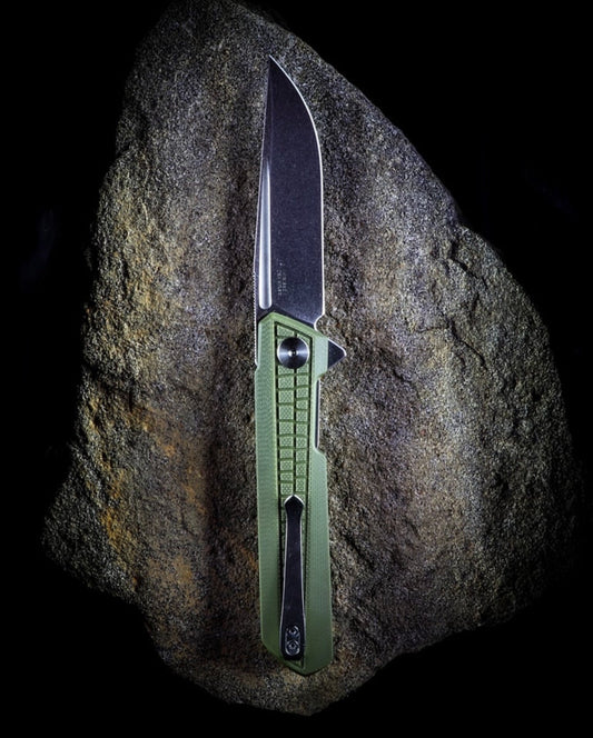Bestechman "Crocodile" Dundee 3.35in M-Cut (Magnacut) Blade G10 Crocodile Textured Handles