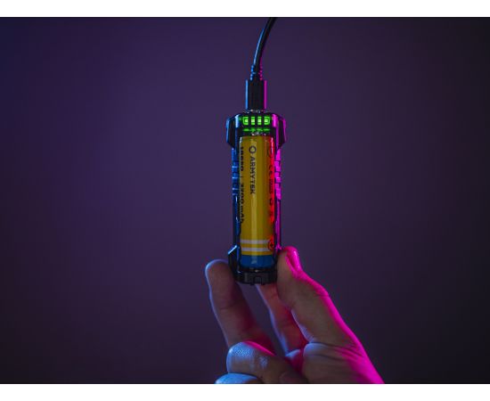 Armytek Handy C1 Pro Charger / 1ch / LED indication / Input 5V MicroUSB / Output 1A / Powerbank 2.5A / 
for IMR/Li-Ion, Ni-MH, Ni-Cd
