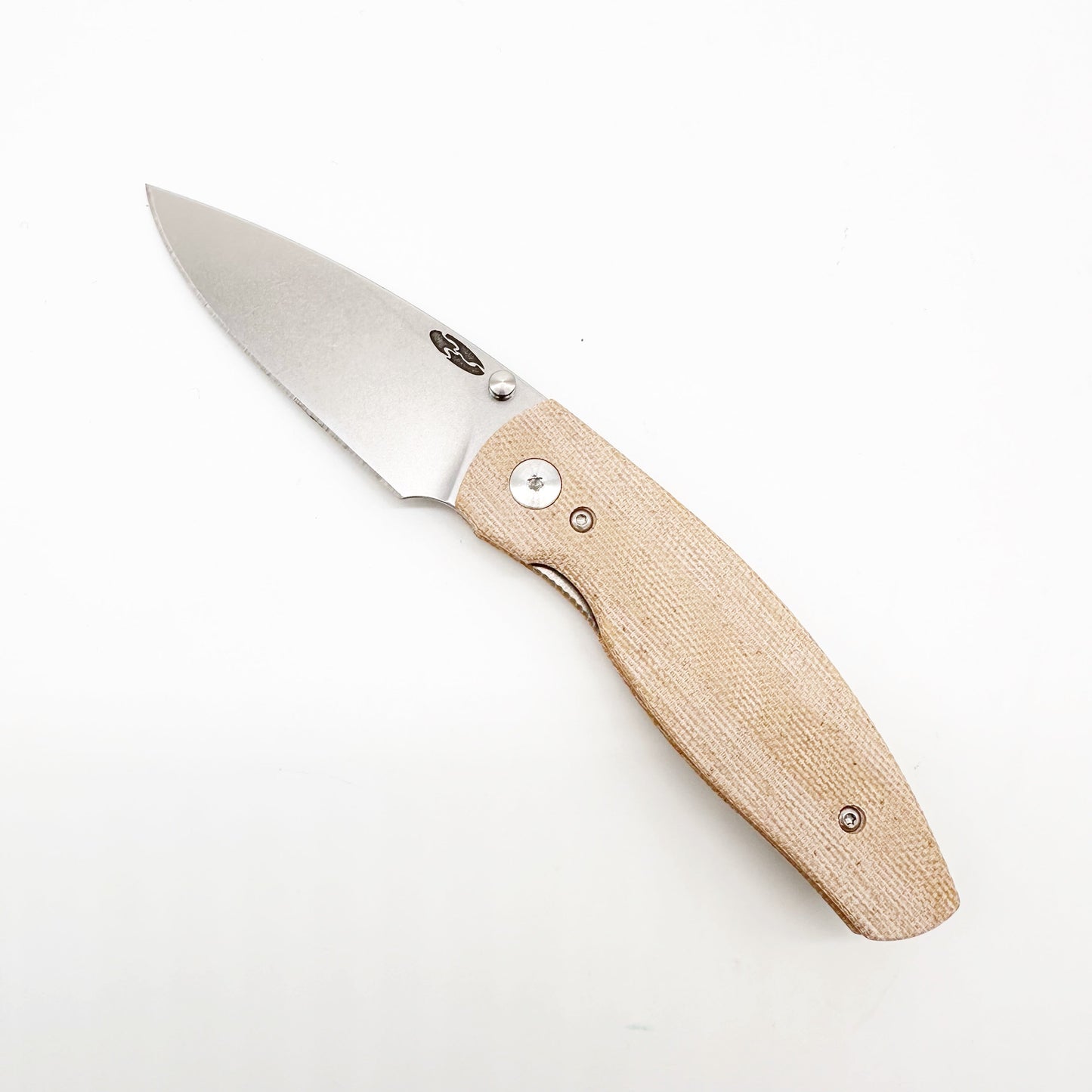 Three Rivers Mfg Neutron 2 Natural Canvas Micarta 3D Contoured Scales MAGNACUT Blade