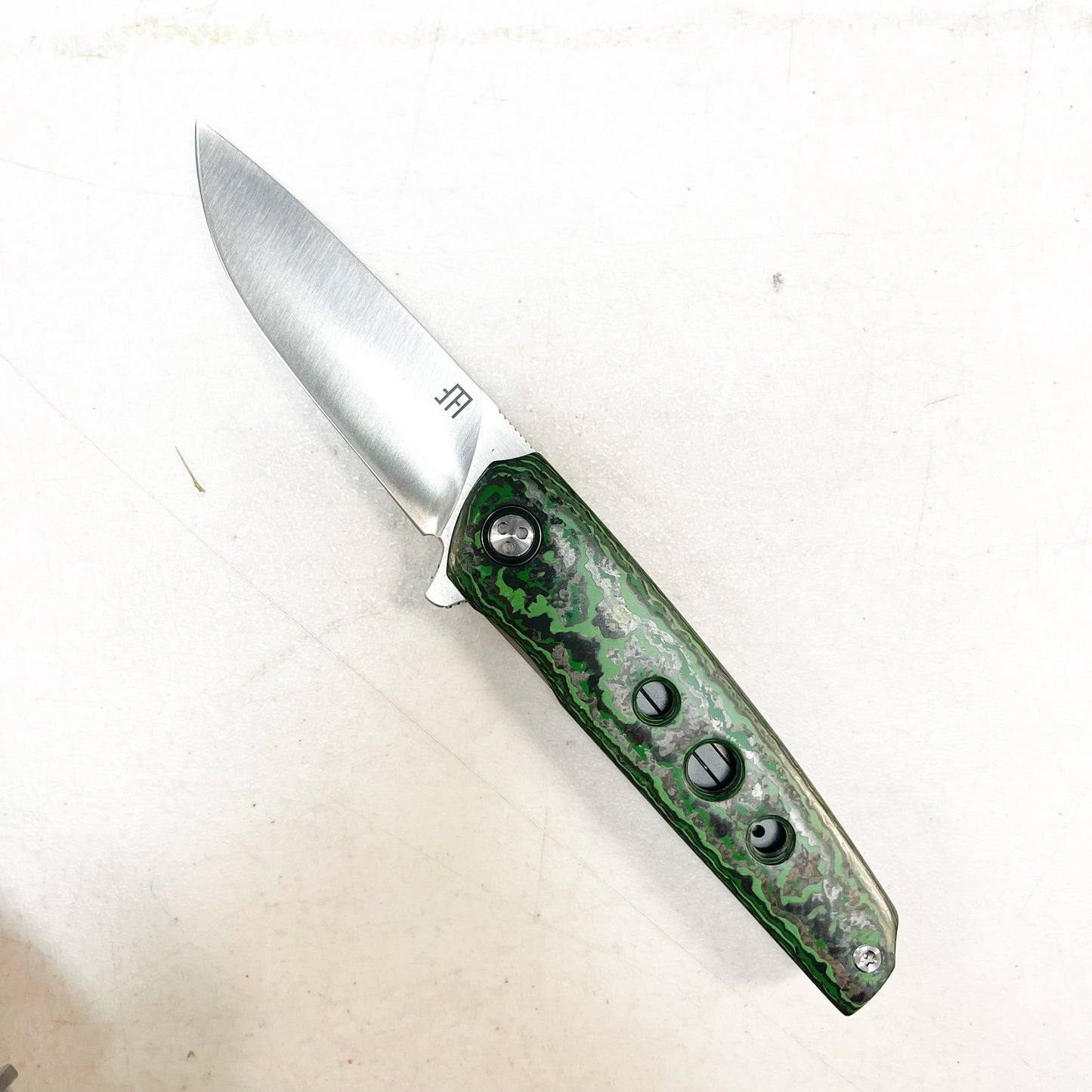 North Mountain Blade Ninja-GreenCF front view folding knife
