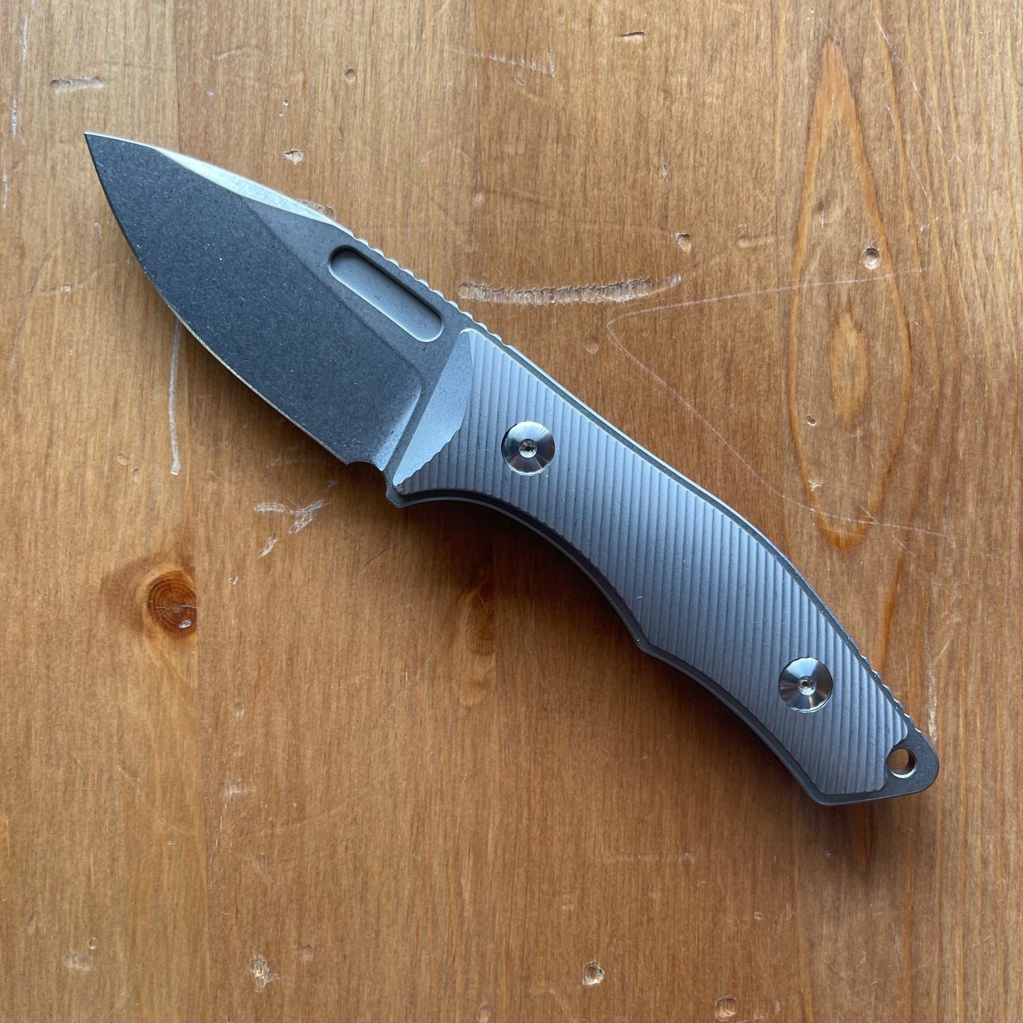 Griffin Scout 2.5 Fixed Blade 2.5in Magnacut Steel Textured Titanium Handles Kydex Sheath Included