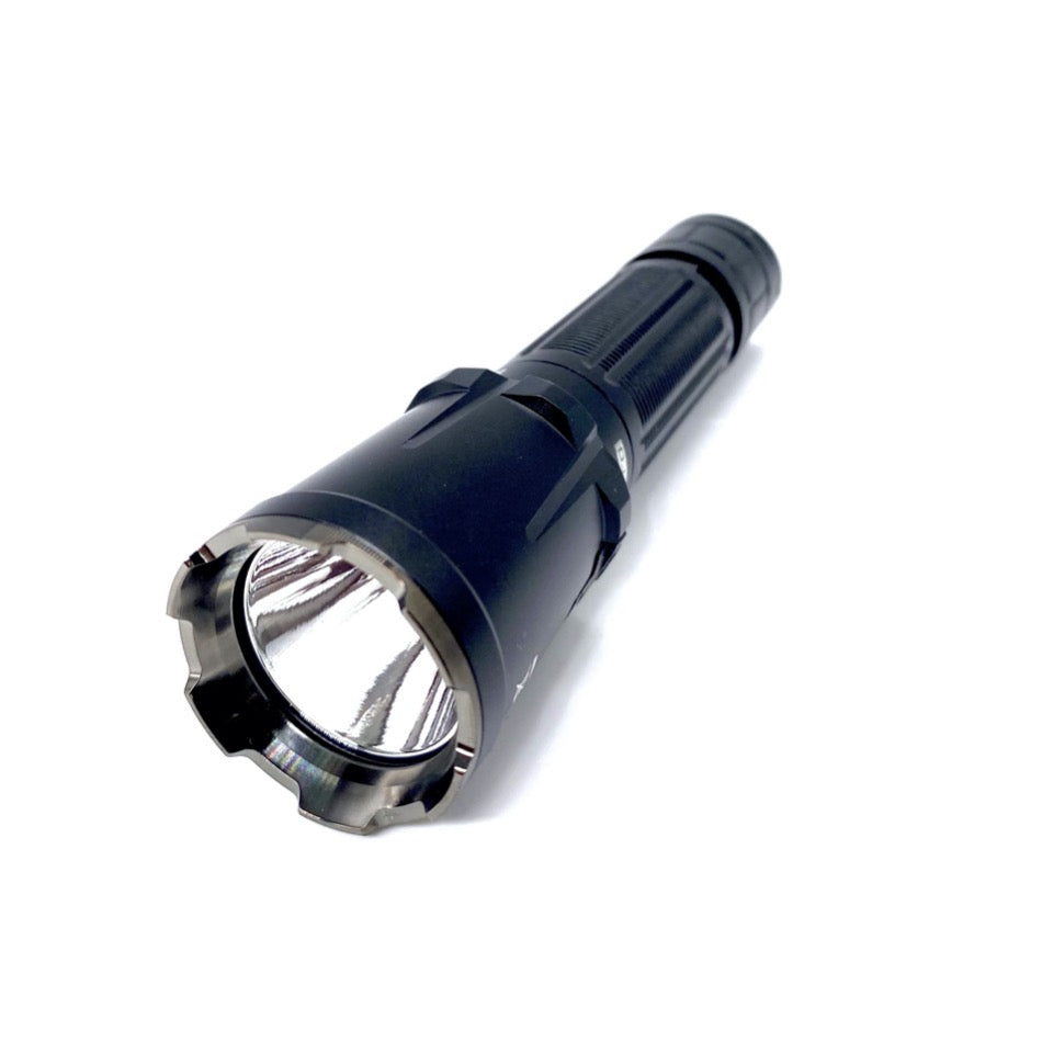 Klarus XT11GT Pro Dual-Switch 2,000 Lumen Type-C Rechargeable Tactical Flashlight - GoingGear.com