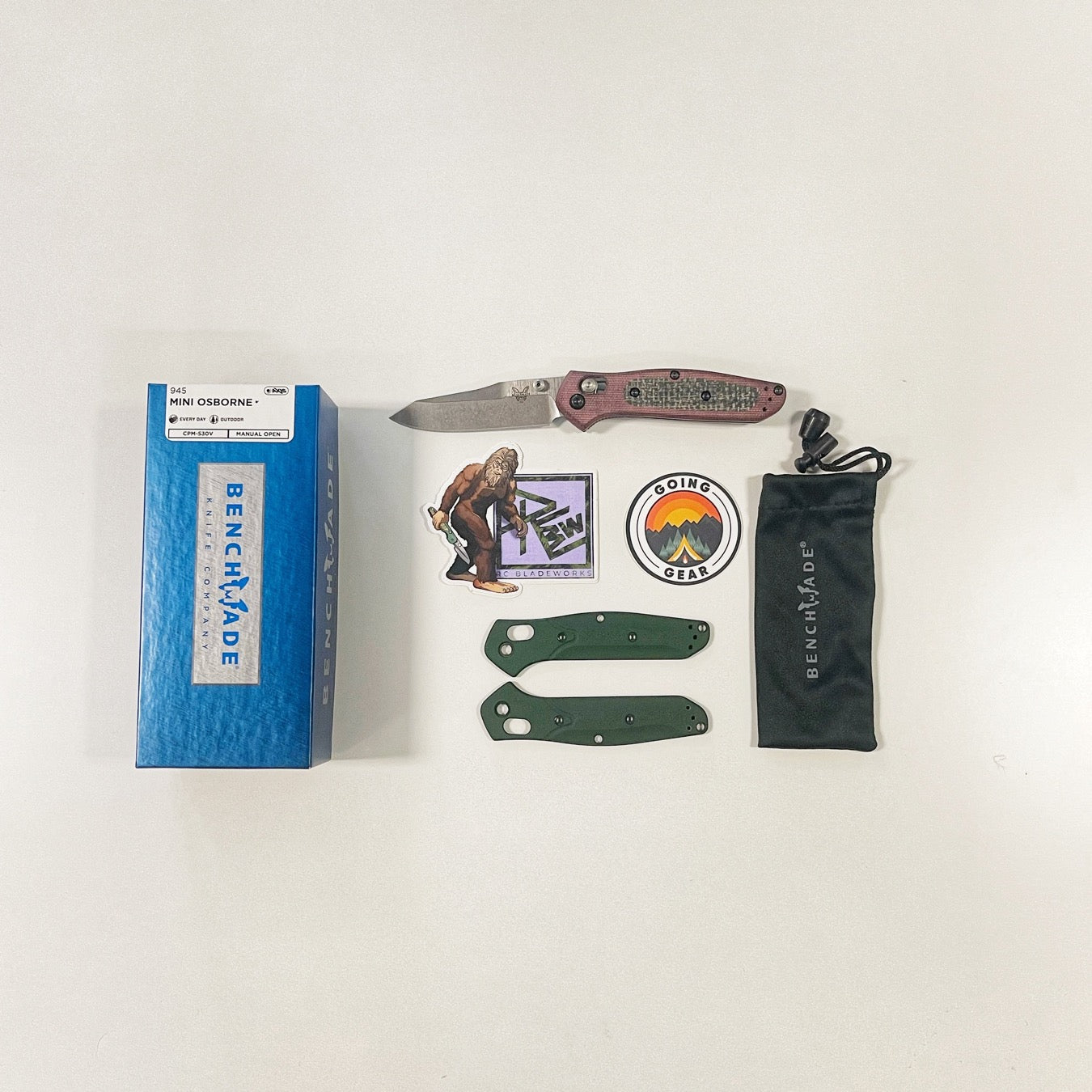 Benchmade 945-RC-1701 Mini Osborne BEN-945-RC-1701 RC BladeWorks Micarta folding knife, closed with mini split-arrow clip