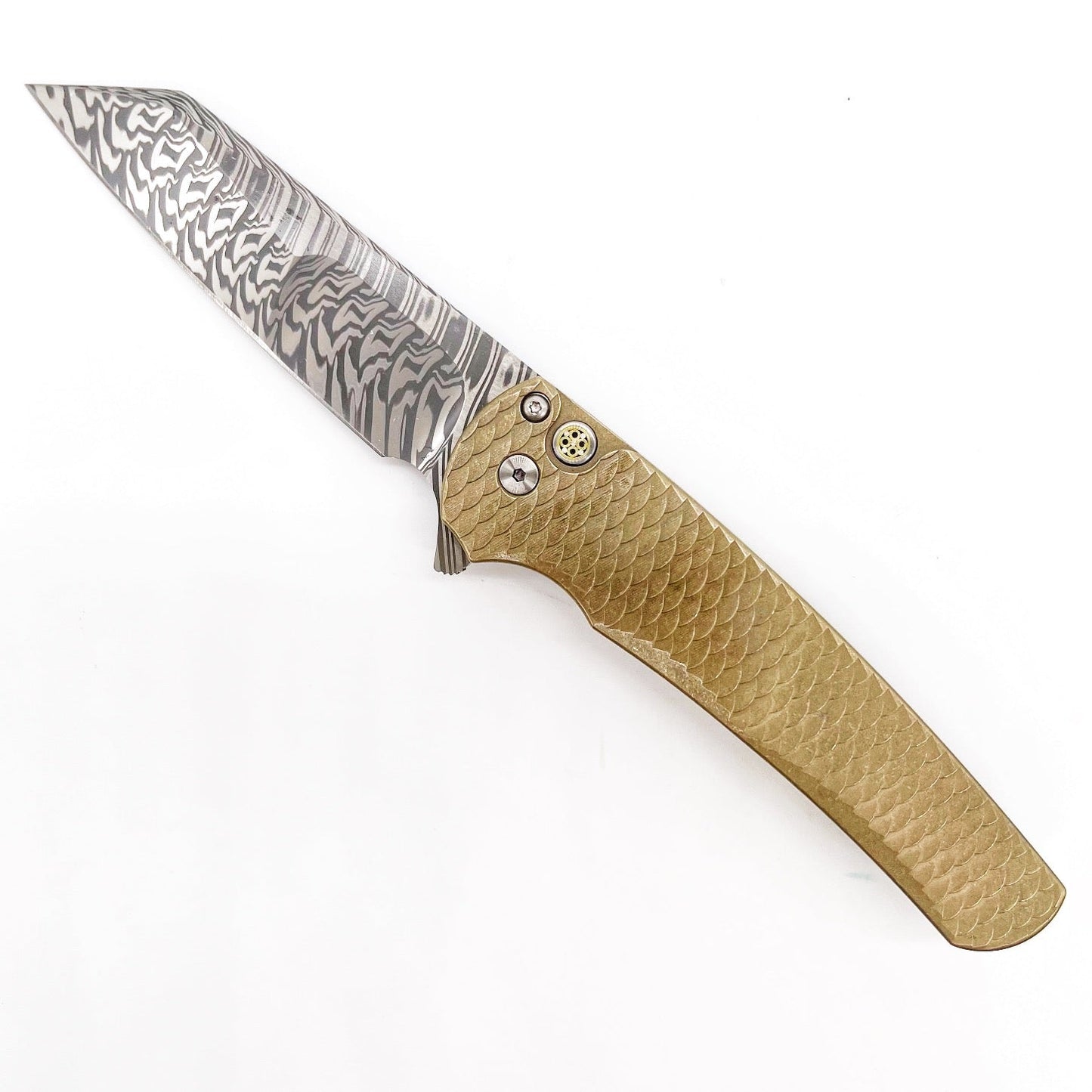 Pro-Tech Knives Malibu Blade Show Atlanta 2024 Distressed ALBronze Dragon Scale Handle Irie Hand Ground Damasteel Mosaic Pin