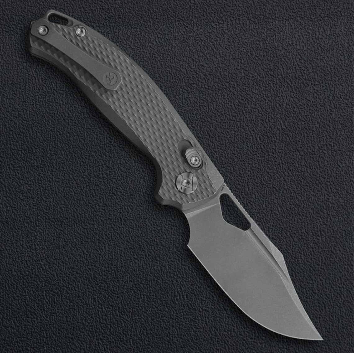Kunwu Django X707T-1S, 3.19″ Stonewashed ELMAX Blade, Diamond Texture Titanium, Frame Lock, view 2