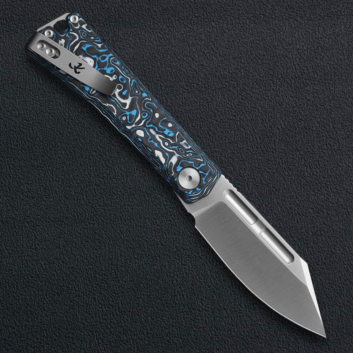 Kunwu Geezer J708A-2, 3.22″ Bead Blast ELMAX Blade, Blue Carbon Fiber, Slip Joint, view 2