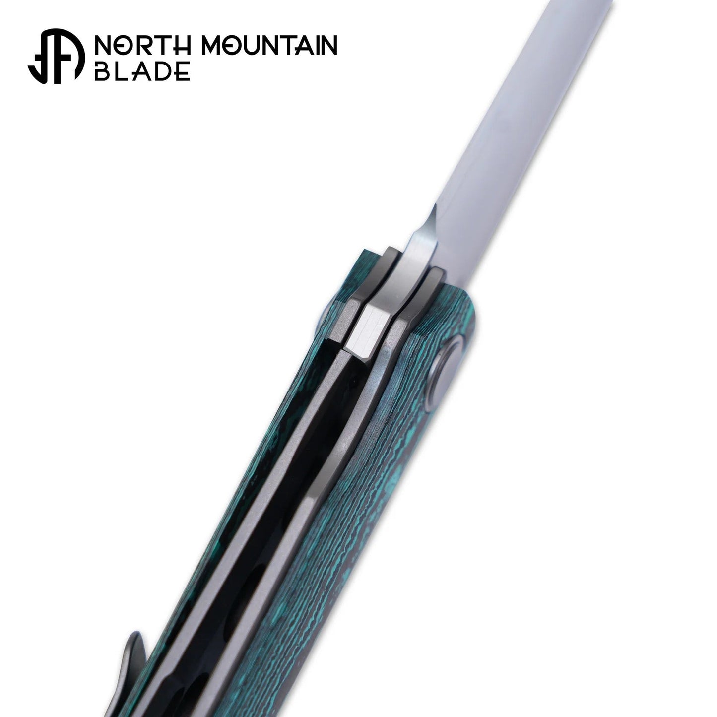 North Mountain Blade CHOP 4 2412-GRCF – SLD San Mai Japanese-Style Tanto, Ceramic Carbon Fiber, Front Flipper
