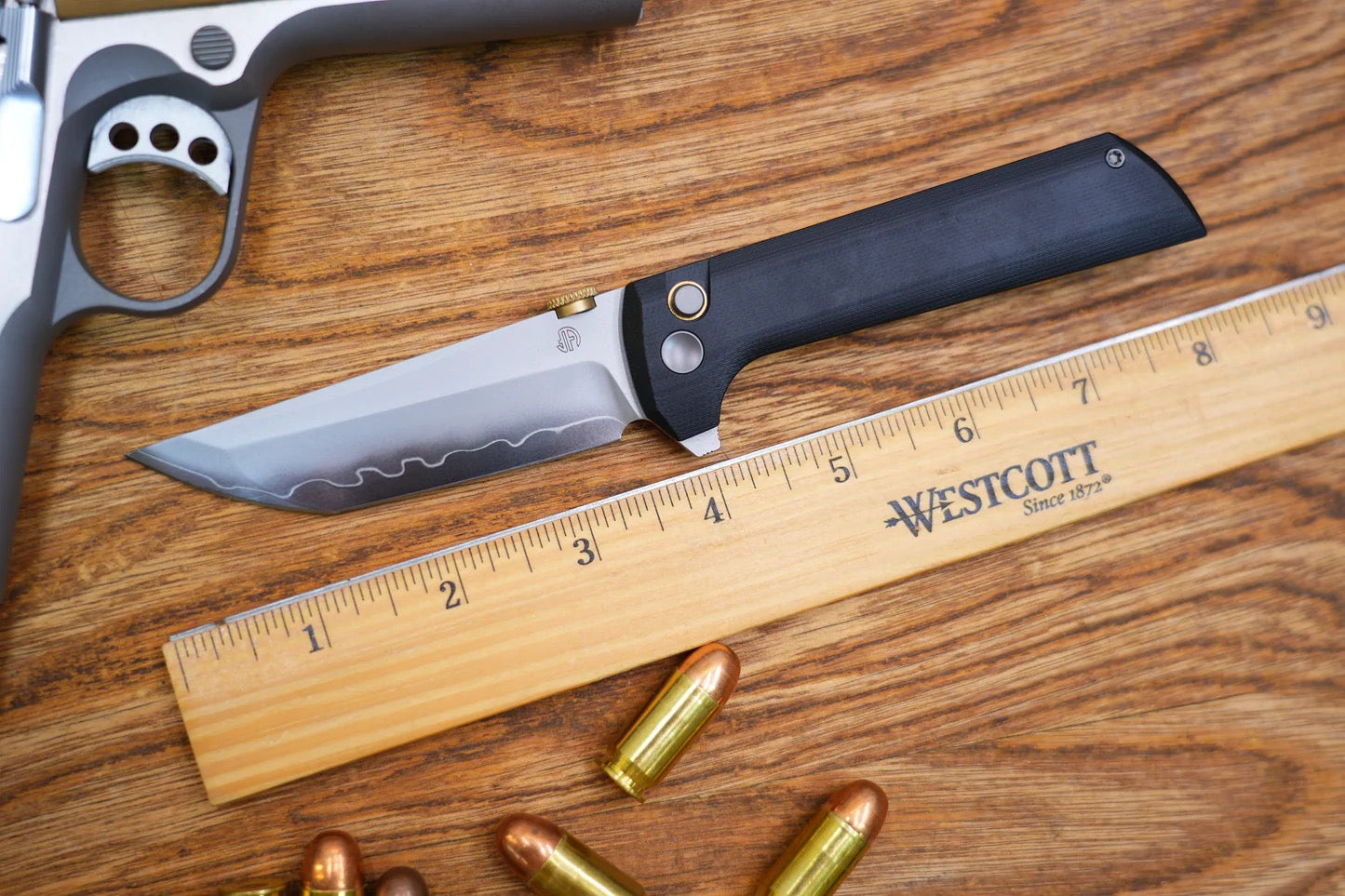 North Mountain Blade 2406BK detail view 8 folding knife