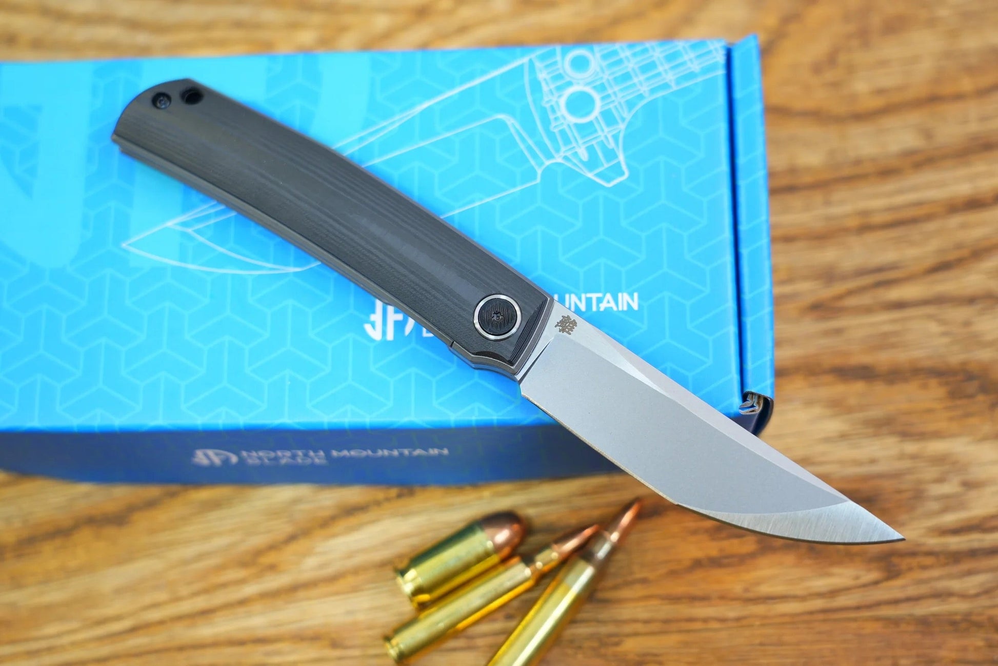 North Mountain Blade HIGO-Satin-CF/TI detail view 5